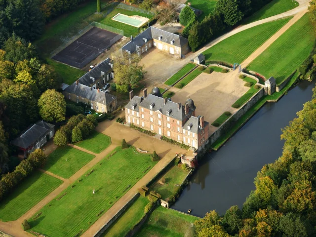 chateau-couterne-vue-ciel