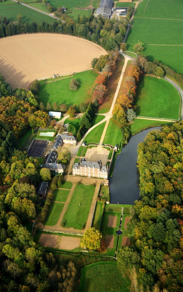 chateau-couterne-vue-ciel2