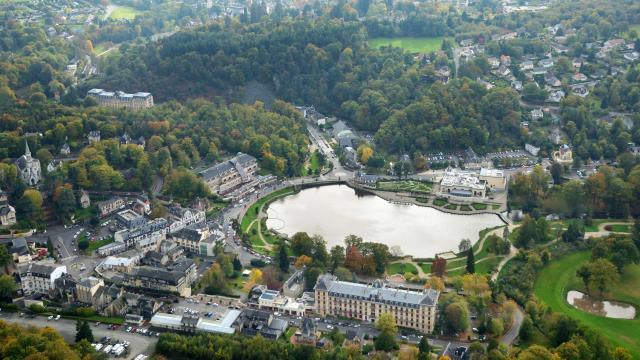 bagnoles-orne-lac-vue-ciel