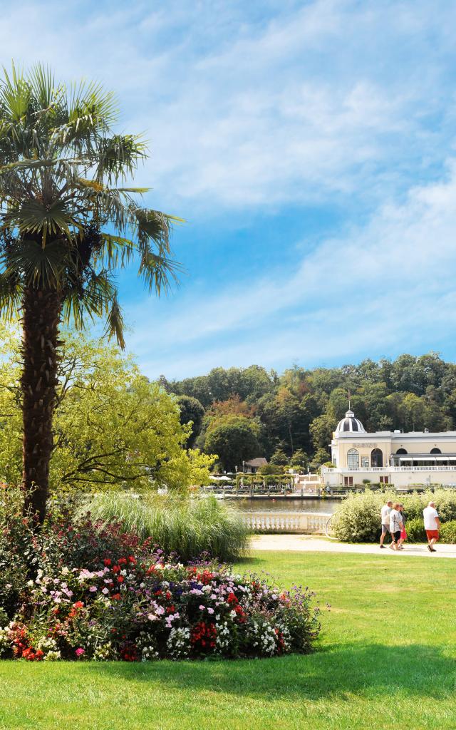 jardins-lac-bagnoles-orne-casino-soleil-2