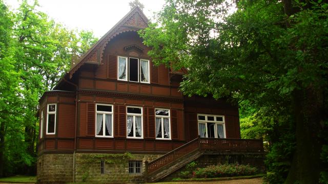 bagnoles-orne-chalet-suedois-belle-epoque