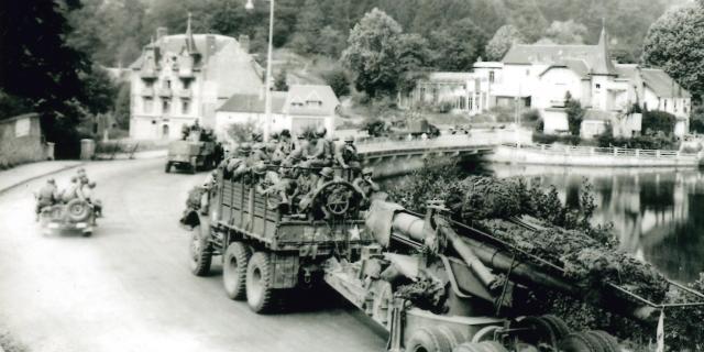 bagnoles-orne-seconde-guerre-mondiale-soldats-lac-liberation