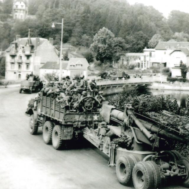 bagnoles-orne-seconde-guerre-mondiale-soldats-lac-liberation