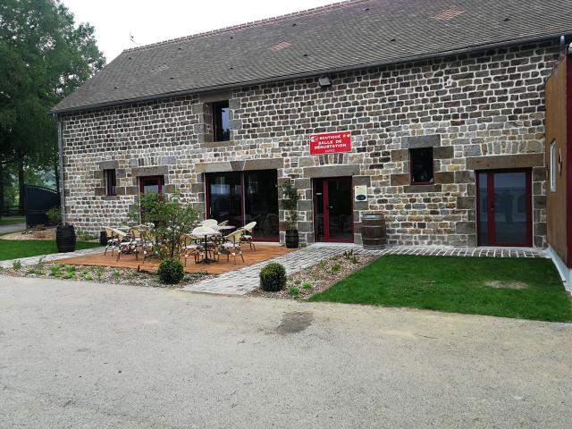 Bagnoles Orne Manoir Durcet Ferme Calvados Terroir Savoir Faire Visite Cidre Pomme Degustation