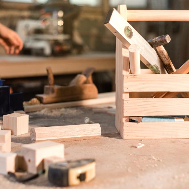 Tool box for joinery in the workplace in the home workshop