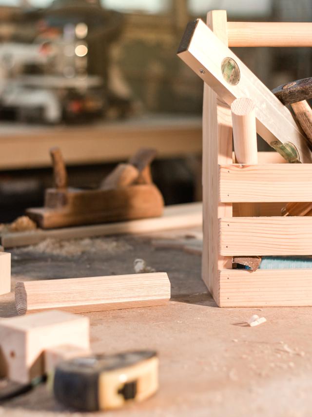 Tool box for joinery in the workplace in the home workshop