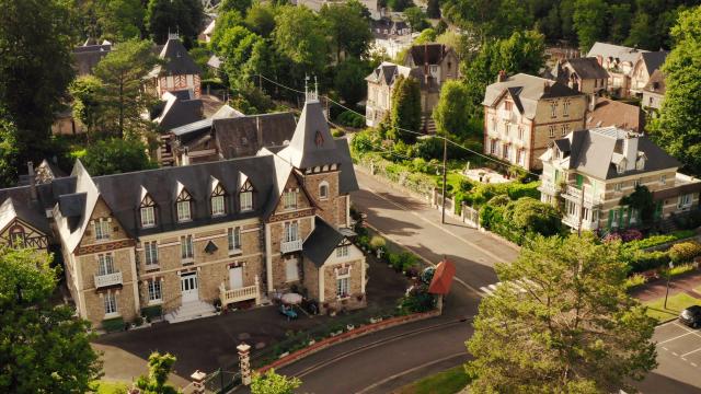 Bagnoles Orne Quartier Belle Epoque Villa Maison Archistecture Patrimoine