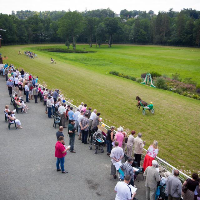 Hippodrome Course Bagnoles Orne