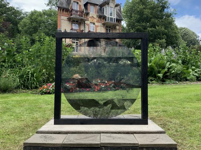 Bagnoles Orne Benoit Delomez Exposition Estivale Orne Contemporain Villa Belle Epoque Verre Oeuvre