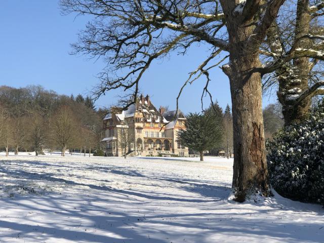 Bagnoles Orne Normandie Bebagnoles Noel Gouter Danois Gueauxbiches Festivite Tradition Neige Parc