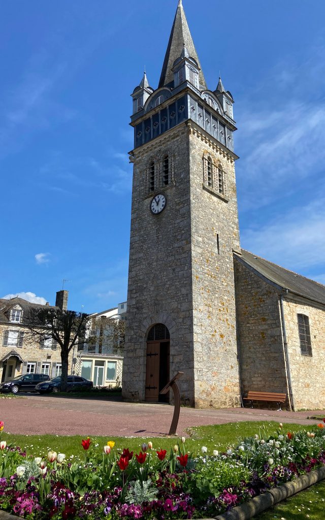 Bagnoles Orne Bebagnoles Eglise Sainte Madeleine Printemps