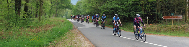 Bagnoles Orne Bebagnoles Cyclisme Groupe Course Cyclorne Lornaise Foret