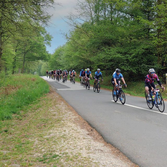 Bagnoles Orne Bebagnoles Cyclisme Groupe Course Cyclorne Lornaise Foret