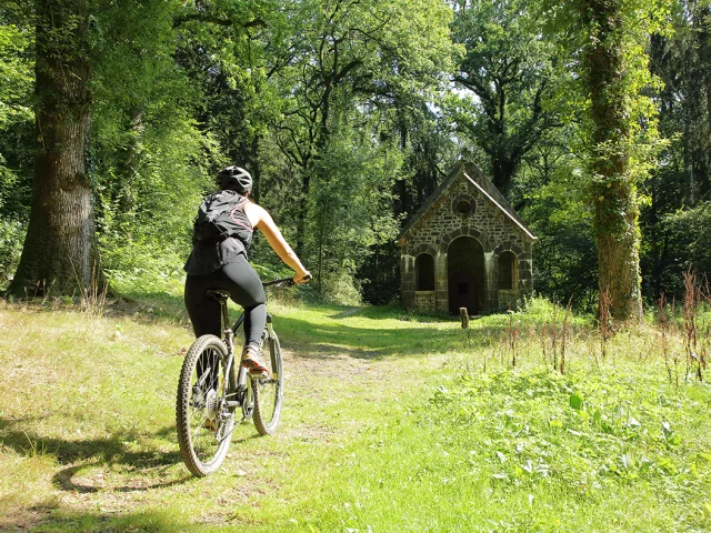 Bagnoles Orne Bebagnoles Vtt Chapelle Sainte Genevieve Foret Andaine Velo