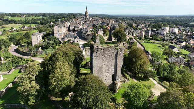 Bagnoles Orne Bebagnoles Domfront Vue Aerienne Chateau Eglise