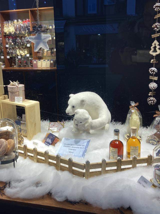 Bagnoles Orne Noel Illuminations Fetes Vitrine Maison Casati 2023