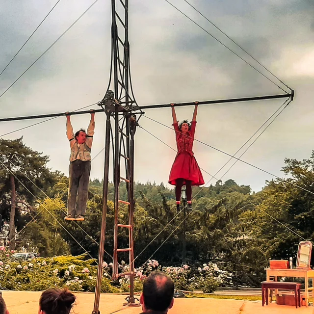 Bagnoles Orne Bebagnoles Festival Ete Vendredi Spectacle Art Rue Public Jardins Lac