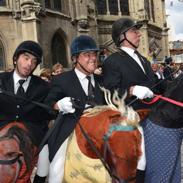 Bagnoles Orne Bebagnoles 14 Juillet The Horsemen Spectacle Rue